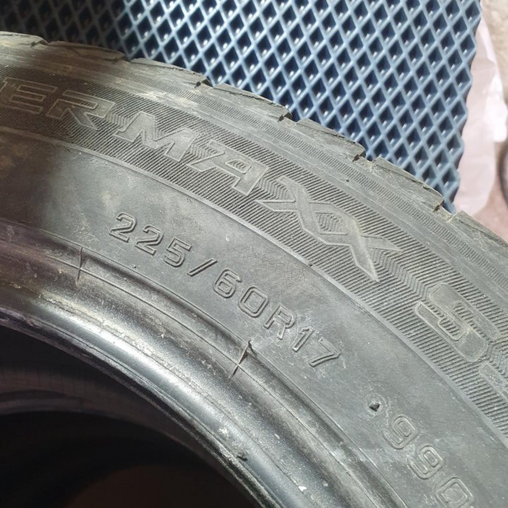 Комплект шин Danlop 225/60R17