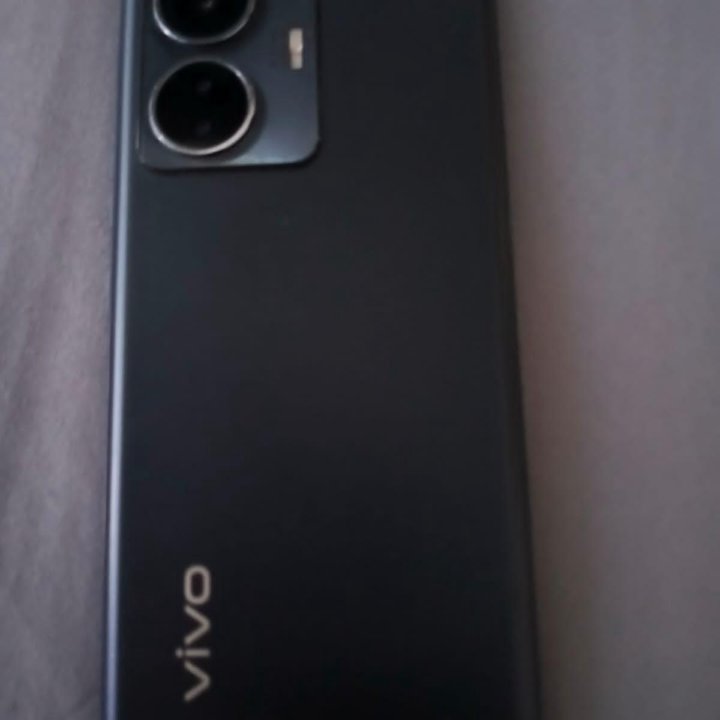 Vivo T1