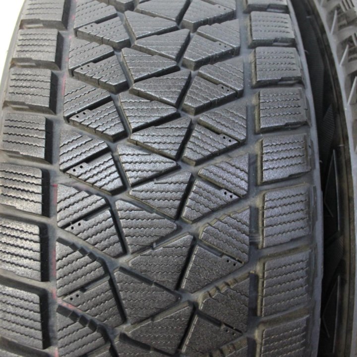 Шины R17 Bridgestone Blizzak DM-VII 225/65/R17 4шт