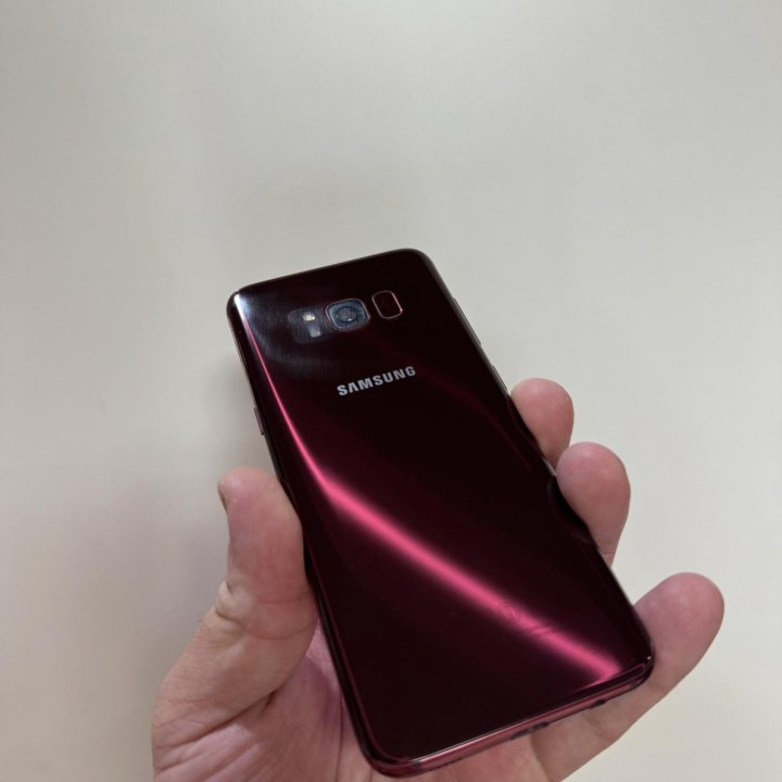 Продам Samsung S8 Red 4/64Gb