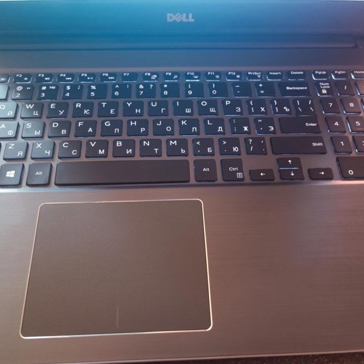 Ноутбук Dell vostro 5568(i3/12Gb/SSD)