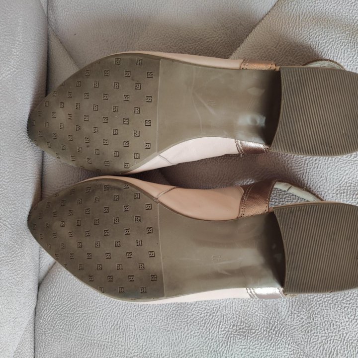 Босоножки,Ralf ringer,р.40