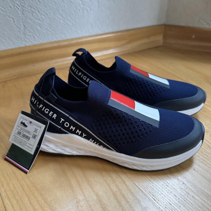 Слипоны Tommy Hilfiger, 36р