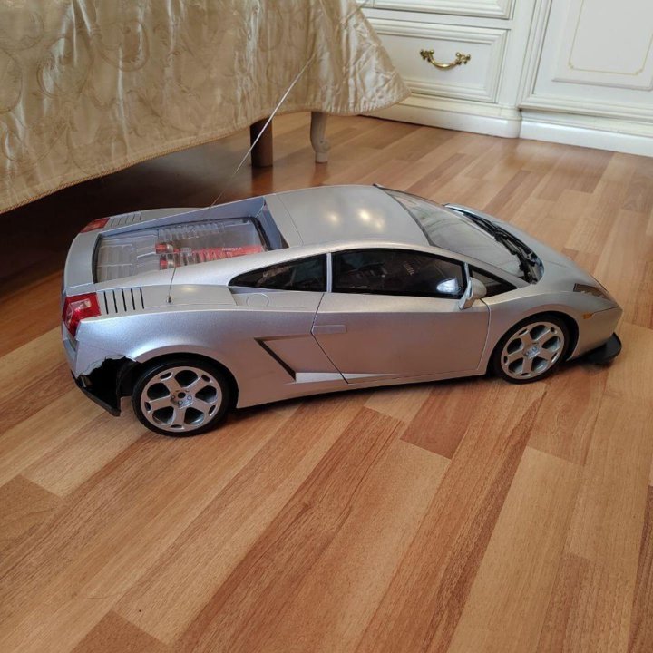 Машина на радиоуправлении Lamborghini Gallardo 1:6