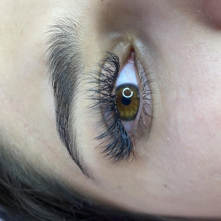 наращивание ресниц до 5D, а так же всякие эффект