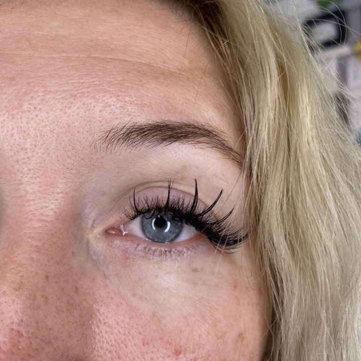 наращивание ресниц до 5D, а так же всякие эффект