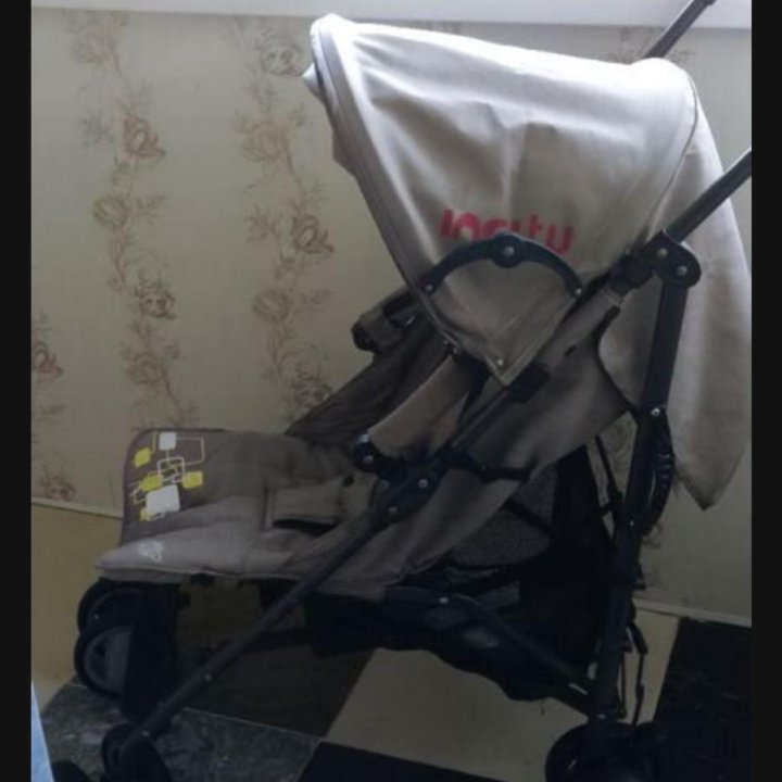 Коляска прогулочная