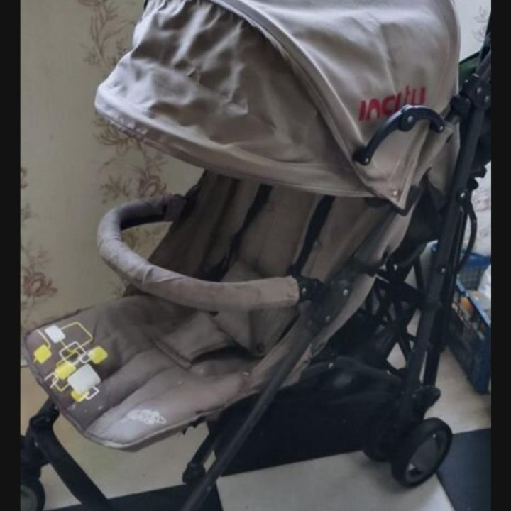 Коляска прогулочная