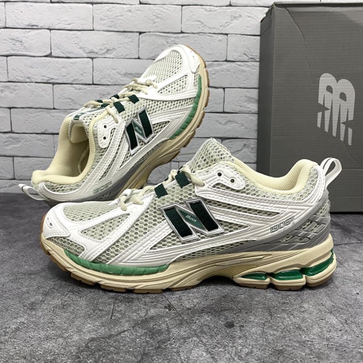 Кроссовки new balance 1906r