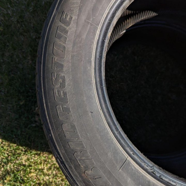 Bridgestone Playz PZ-X 225/60 R16