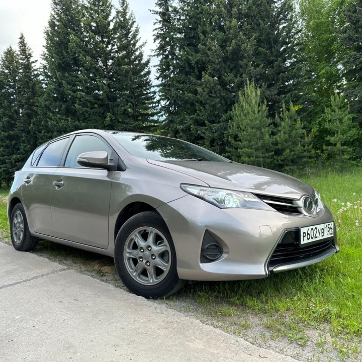 Toyota Auris, 2014