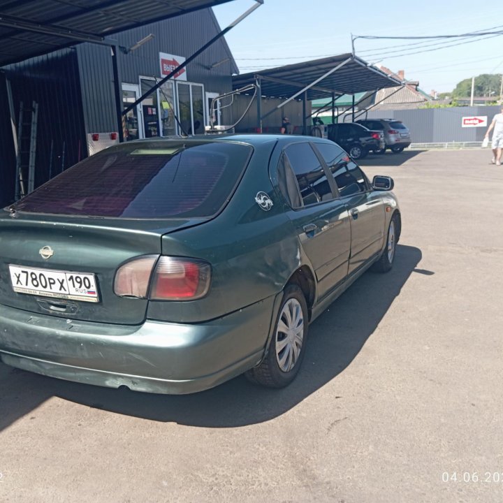 Nissan Primera, 1999