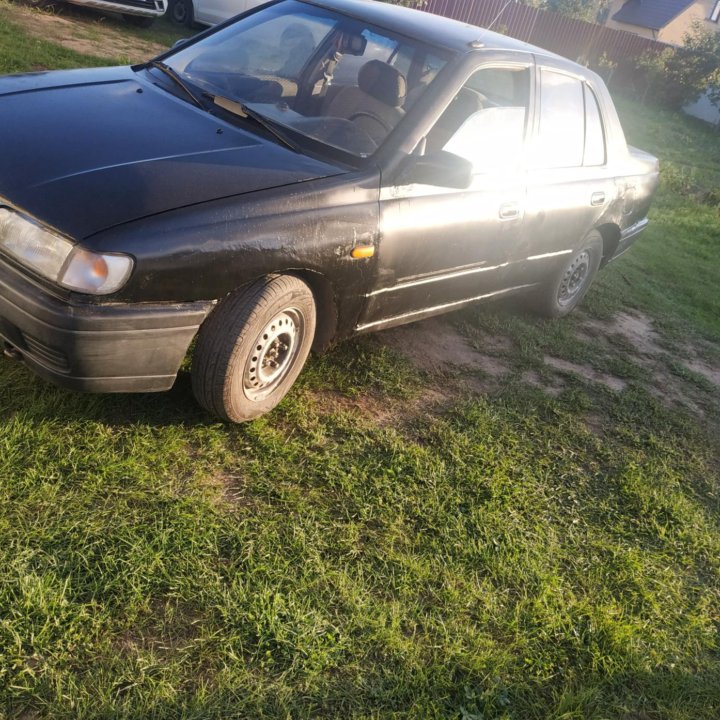 Nissan Sunny, 1994