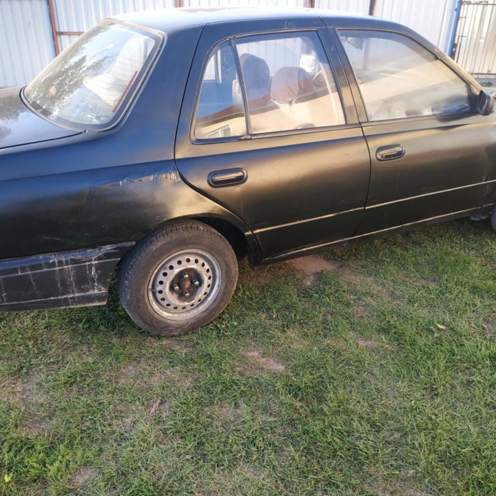 Nissan Sunny, 1994