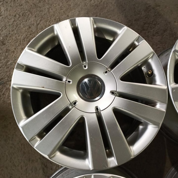 Диски Volkswagen R16 5x112 (Артикул 7598)