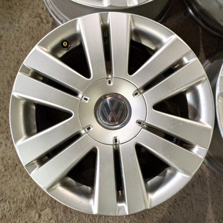 Диски Volkswagen R16 5x112 (Артикул 7598)