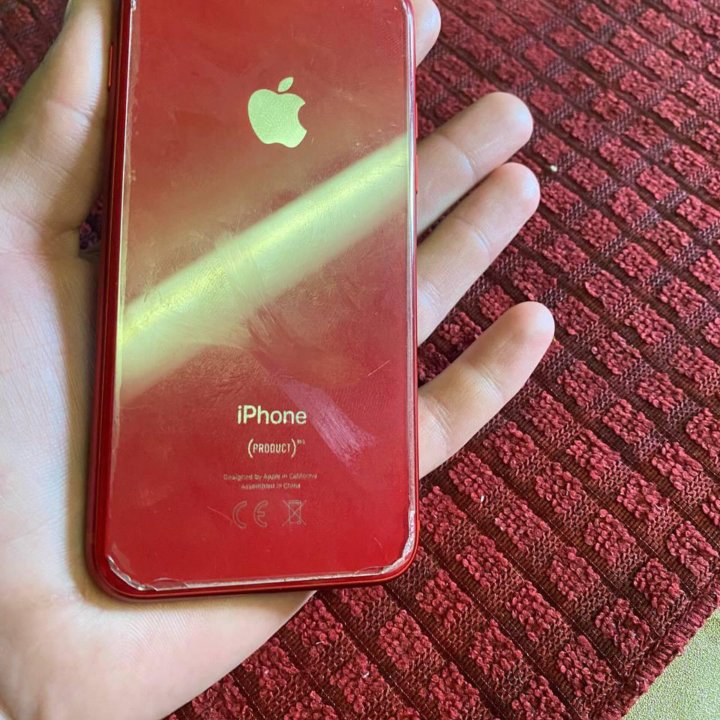 Продам iPhone 8 на 64g