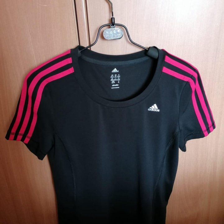 Новая футболка adidas