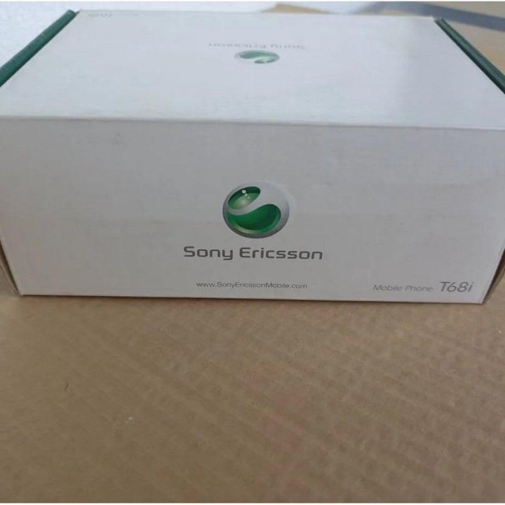 Коробка от телефона Sony Ericsson T68i оригинал