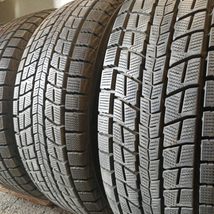 Японские зимние Dunlop WinterMaxx SJ8 265/70 R16