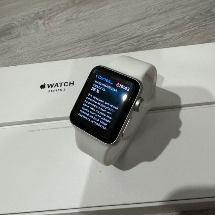 Часы Apple Watch 3 38mm