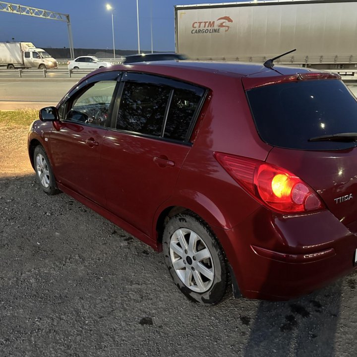 Nissan Tiida, 2011