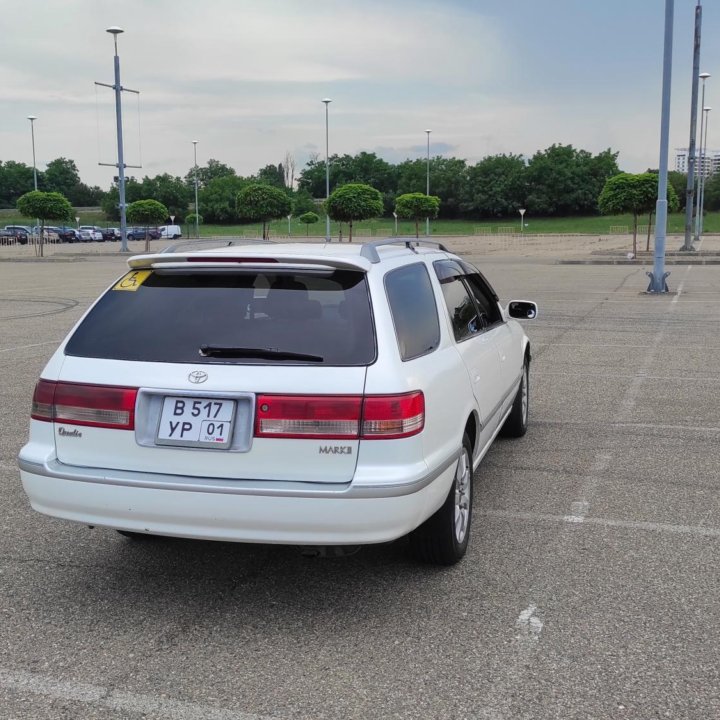 Toyota Mark II Qualis, 1999