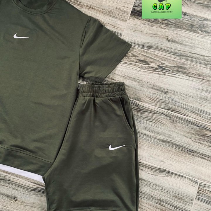 Nike костюм футболка шорты