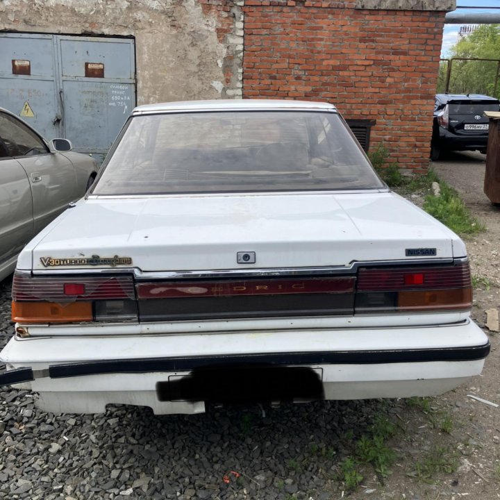 Nissan Cedric Y30 VG20