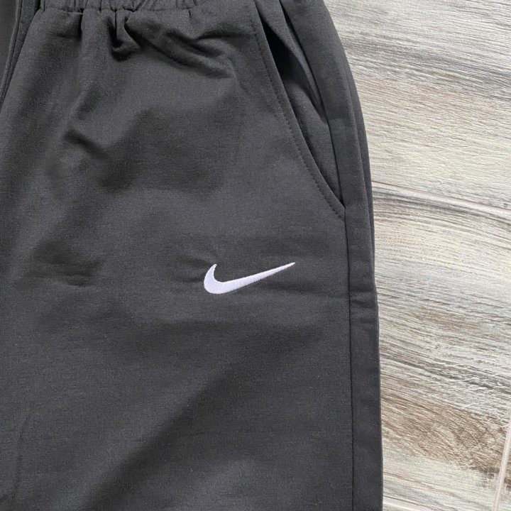 Nike костюм летний