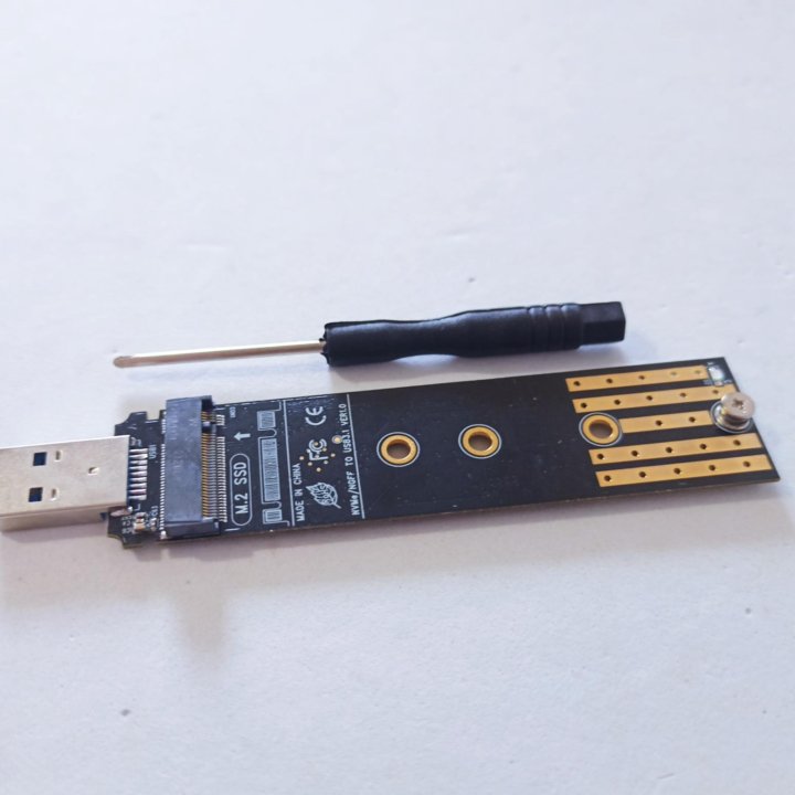 2в1 USB3.1 адаптер M.2 SSD с поддержкой NVMe SATA