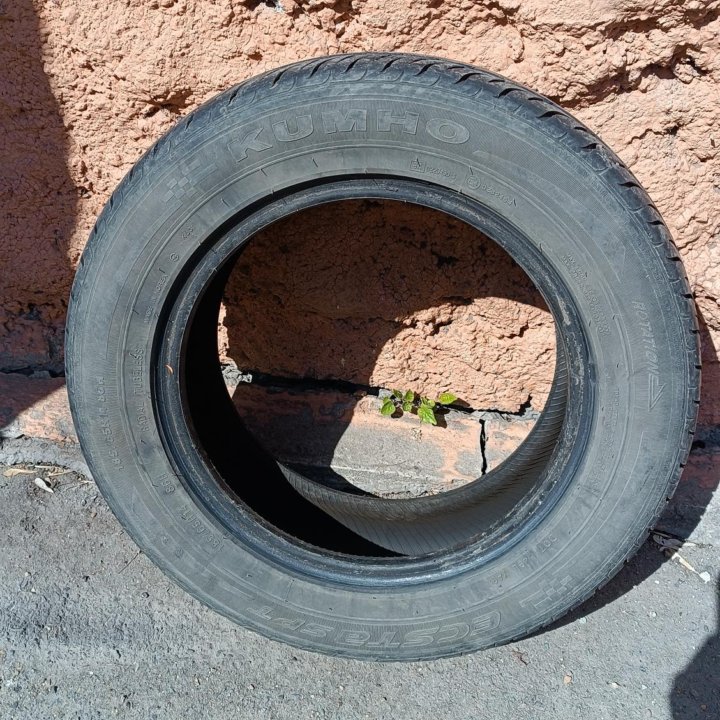 Kumho Ecsta SPT KU31