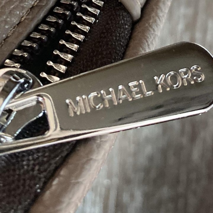 Сумка Michael Kors новая кроссбоди ремень