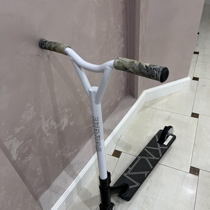 Самокат трюковый