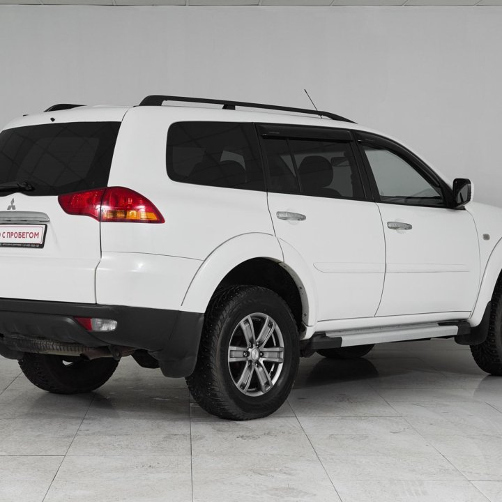 Mitsubishi Pajero Sport, 2012