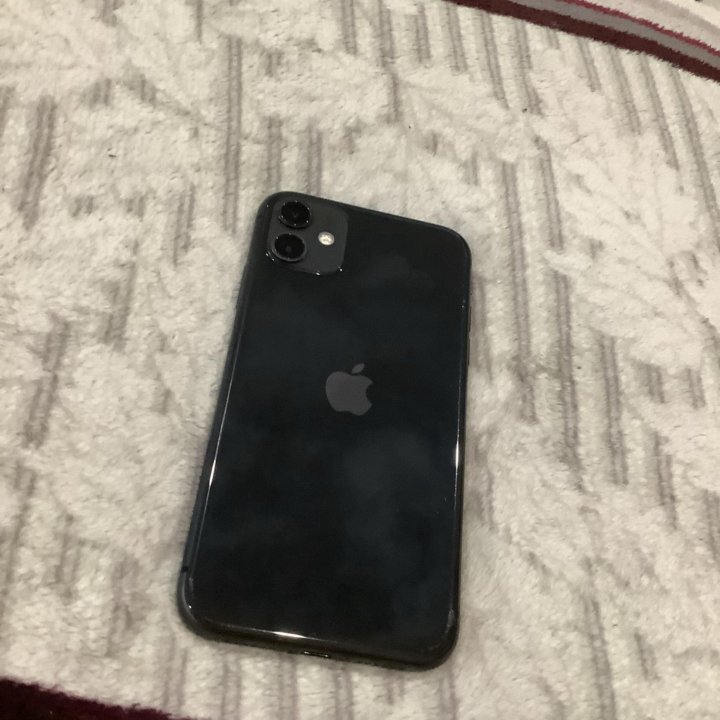 Продам iPhone 11 чёрного цвета на 64 ГБ