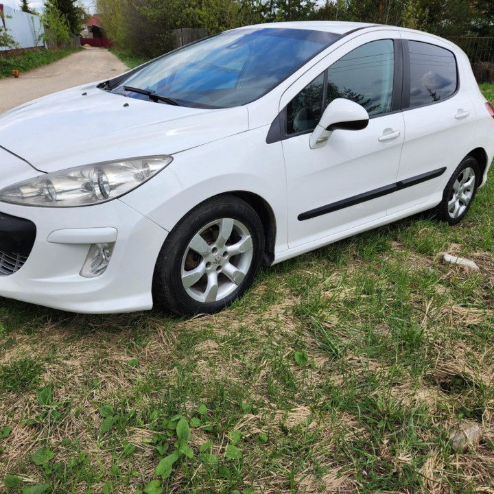 Peugeot 308, 2010