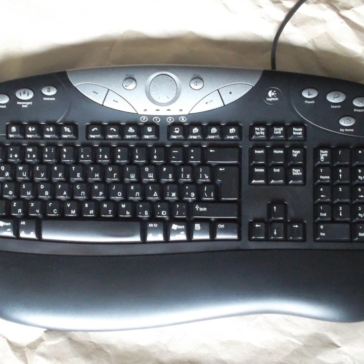 Logitech Elite Keyboard Black USB+PS/2