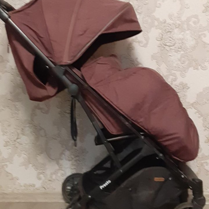 Продаю прогулочную коляску