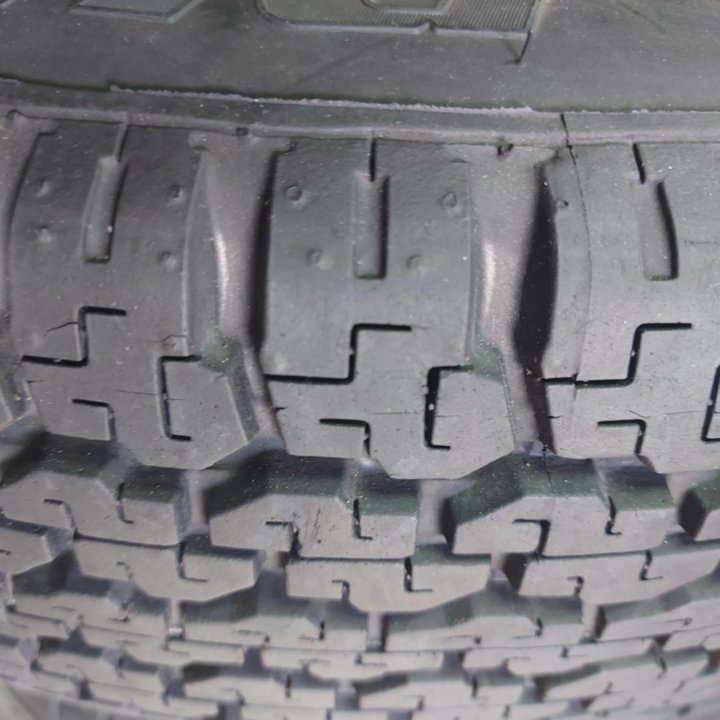 205,75,16 BRIDGESTONE 1 ШТ,НА ГРУЗОВИК, 30 ТР,