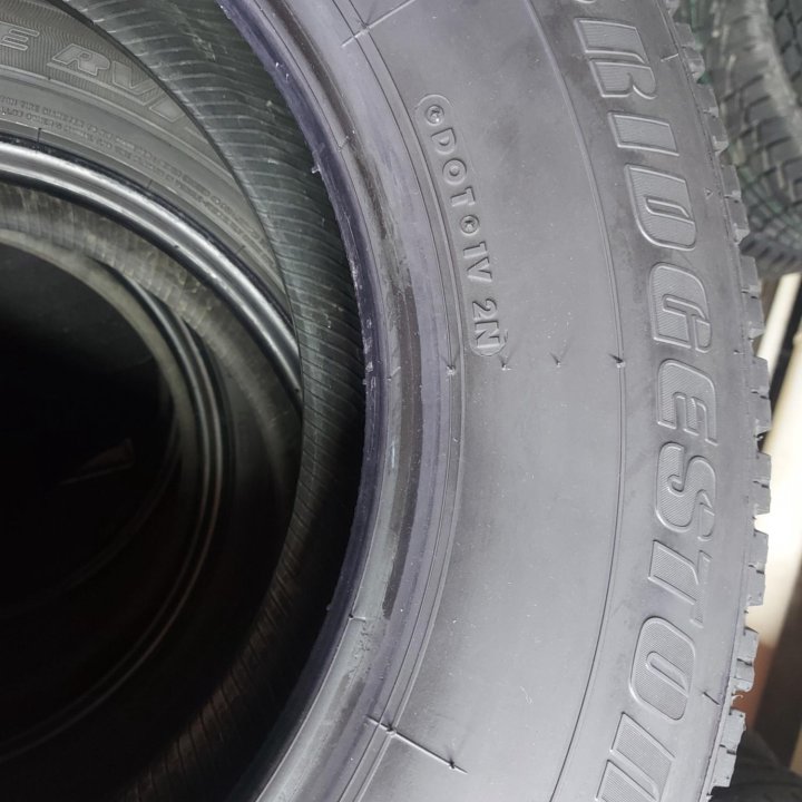 205,75,16 BRIDGESTONE 1 ШТ,НА ГРУЗОВИК, 30 ТР,