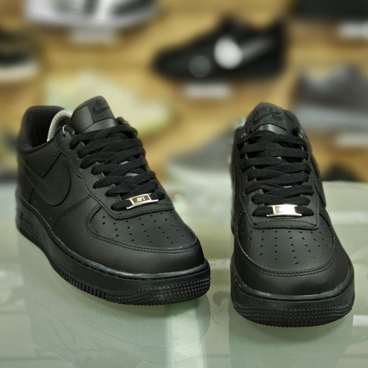 Кроссовки Nike air Force