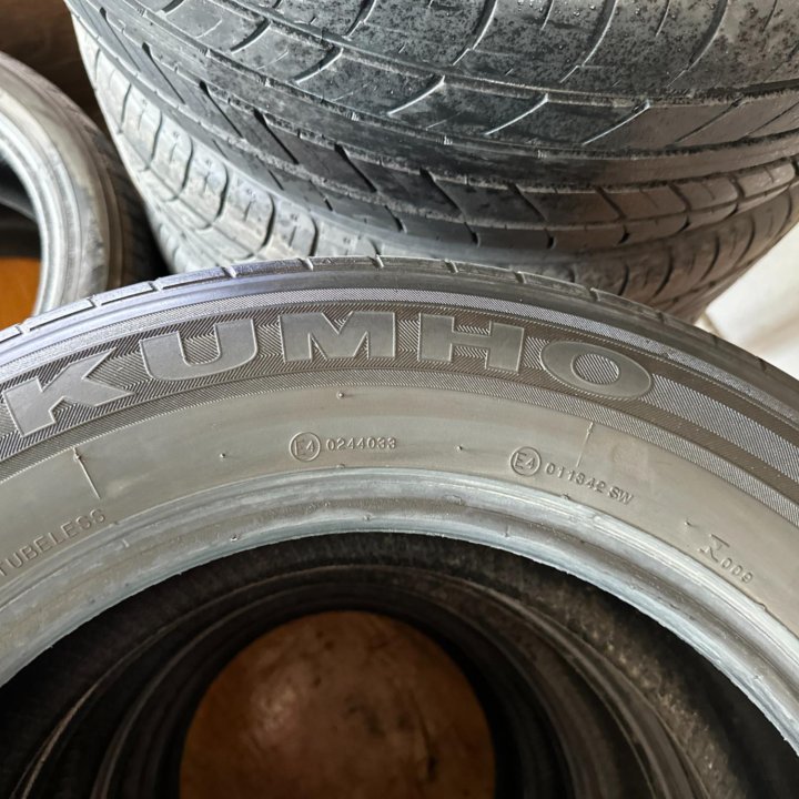 215/60/16 лето Kumho Solus KH17