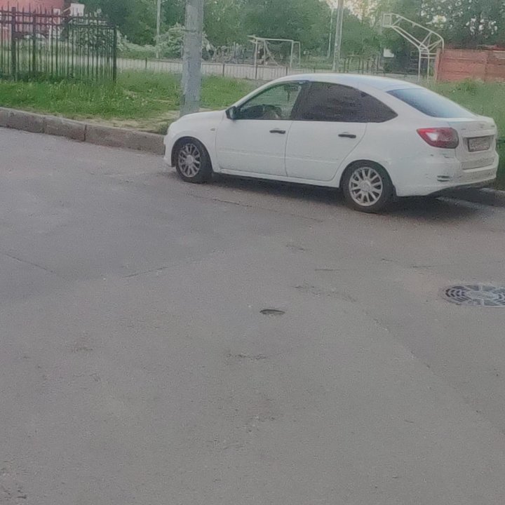 ВАЗ (Lada) Granta, 2016