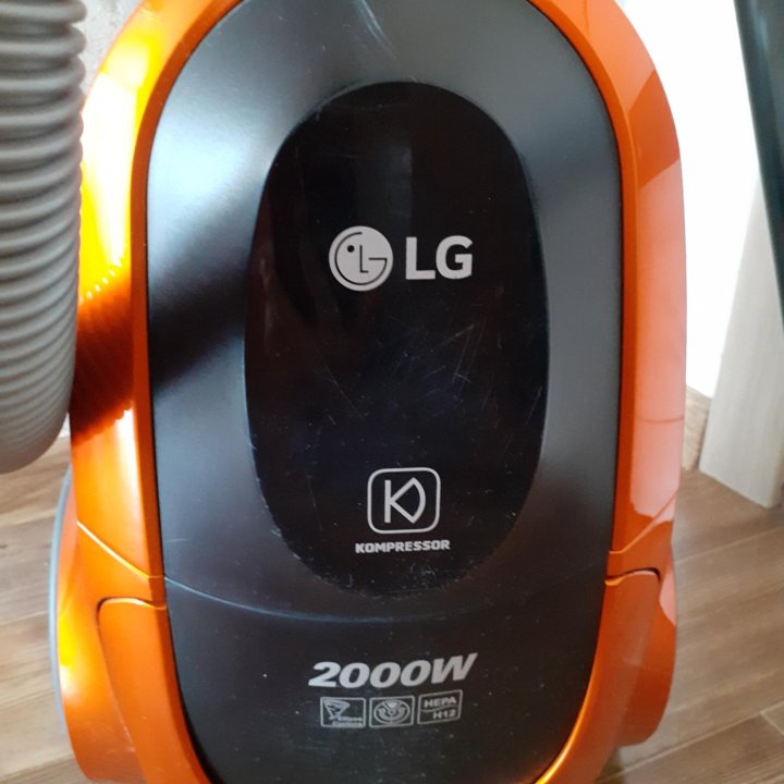 Продам пылесос LG kompressor 2000W