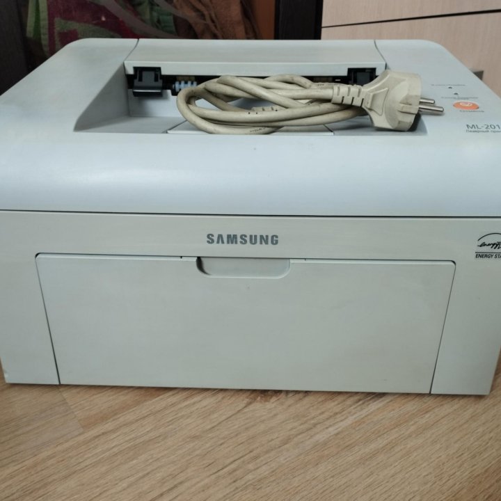 Принтер Samsung ml 2160, hp deskjet d4363