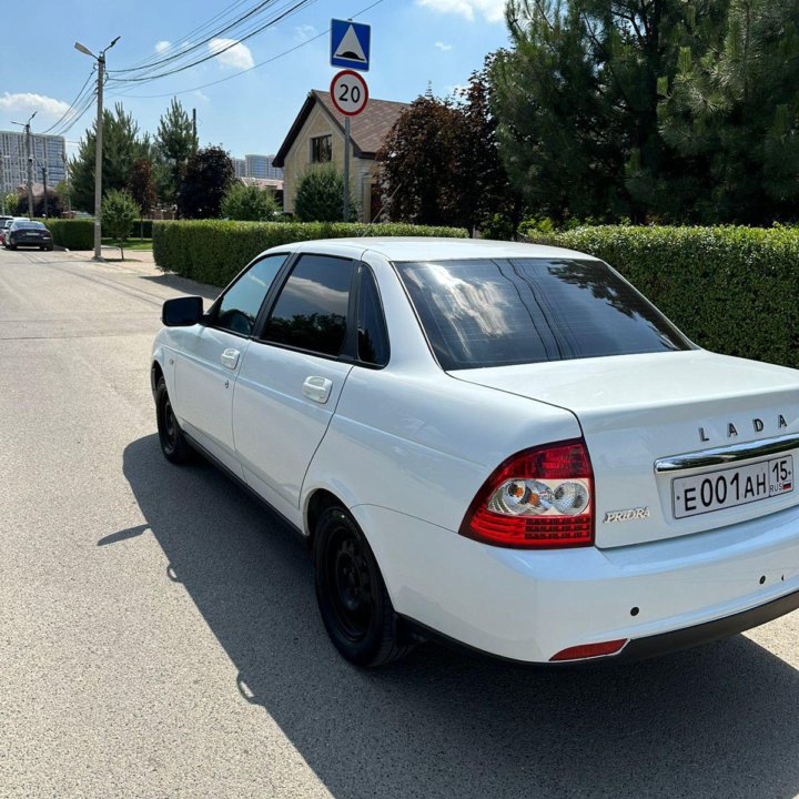 ВАЗ (Lada) Priora, 2015