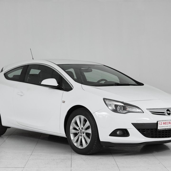 Opel Astra GTC, 2013