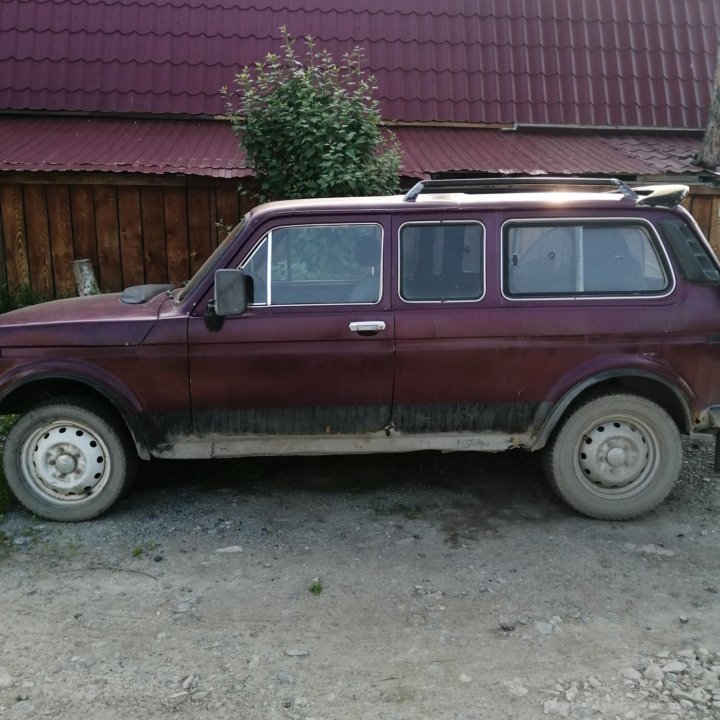 ВАЗ (Lada) Niva (4x4/Legend), 1995