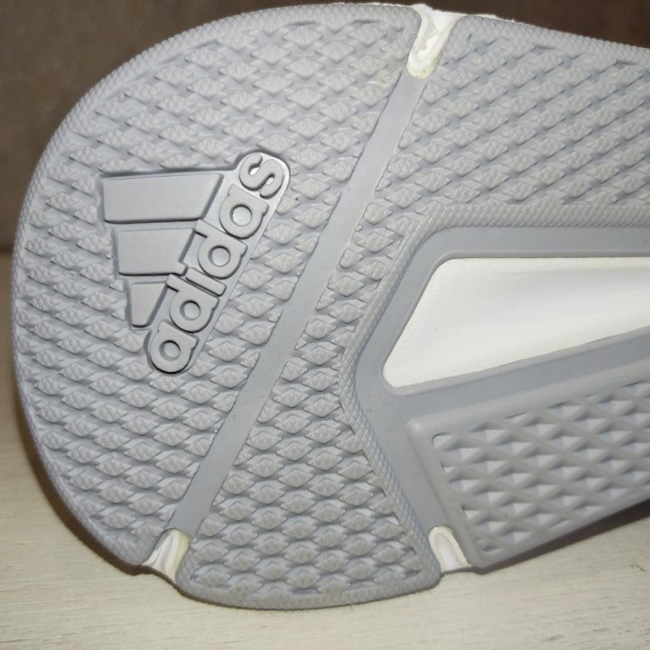 Adidas кроссовки мужские беговые